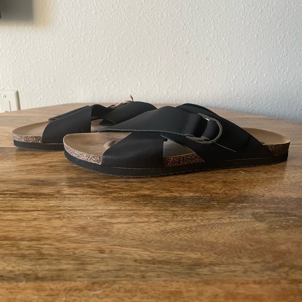 Makalu California.Bali black size 10.